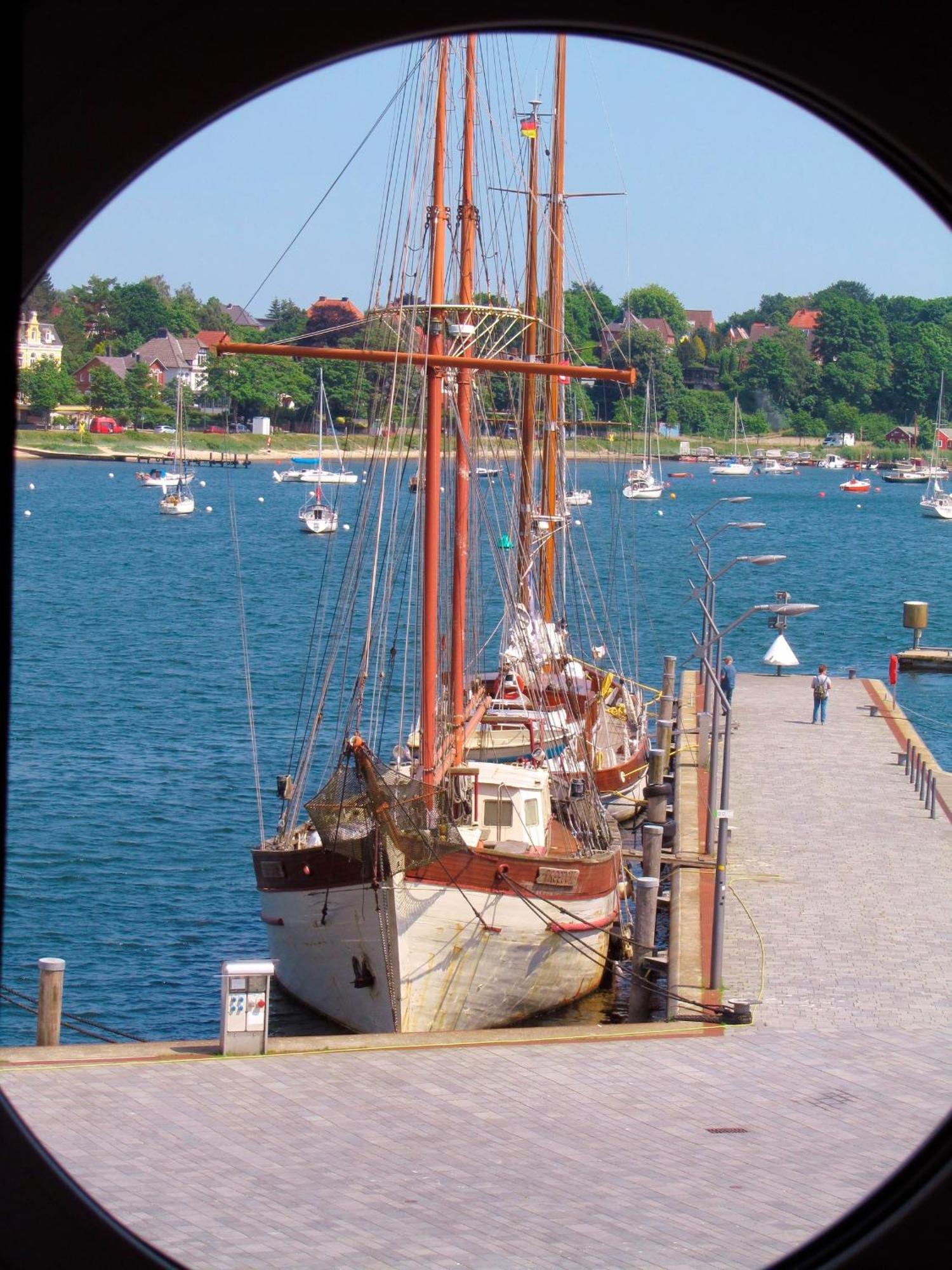 Apartment 12 - "Silbermoewe I" - Blickrichtung Yacht- Und Binnenhafenoffenes Meer Eckernförde Exteriör bild